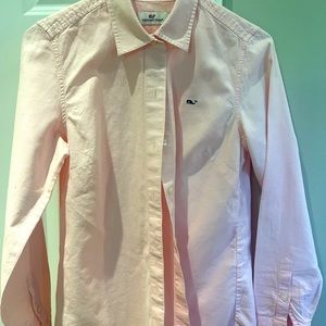 Vineyard Vines soft pink oxford